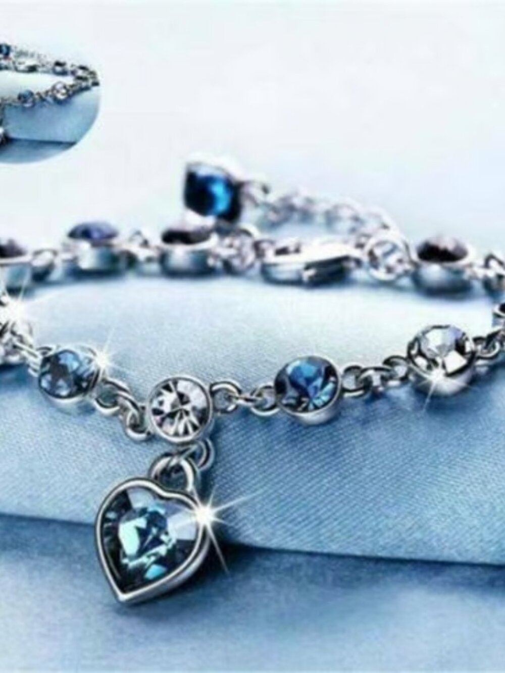 Heart Shaped Blue Rhinestone Bracelet